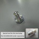 04.0137 GEAR INDICATOR & GEARBOX OIL LEVEL SCREW