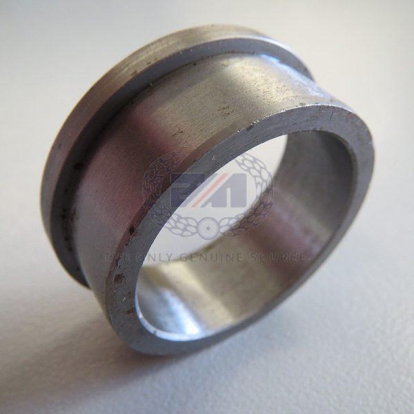 04.0473 KICKSTART SHAFT BUSH (INNER COVER)