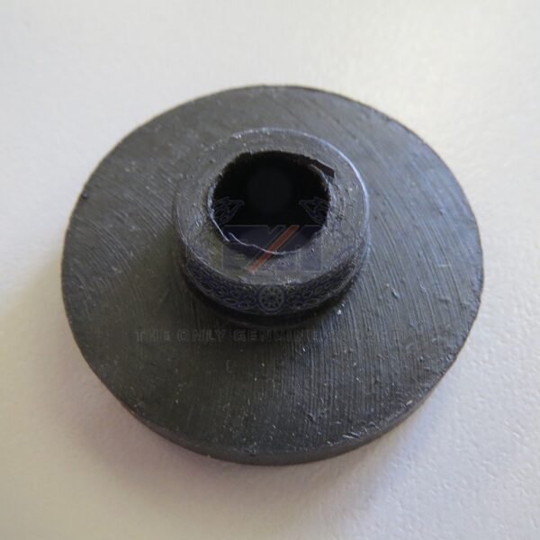 06.7799 PETROL TANK BOLT RUBBER